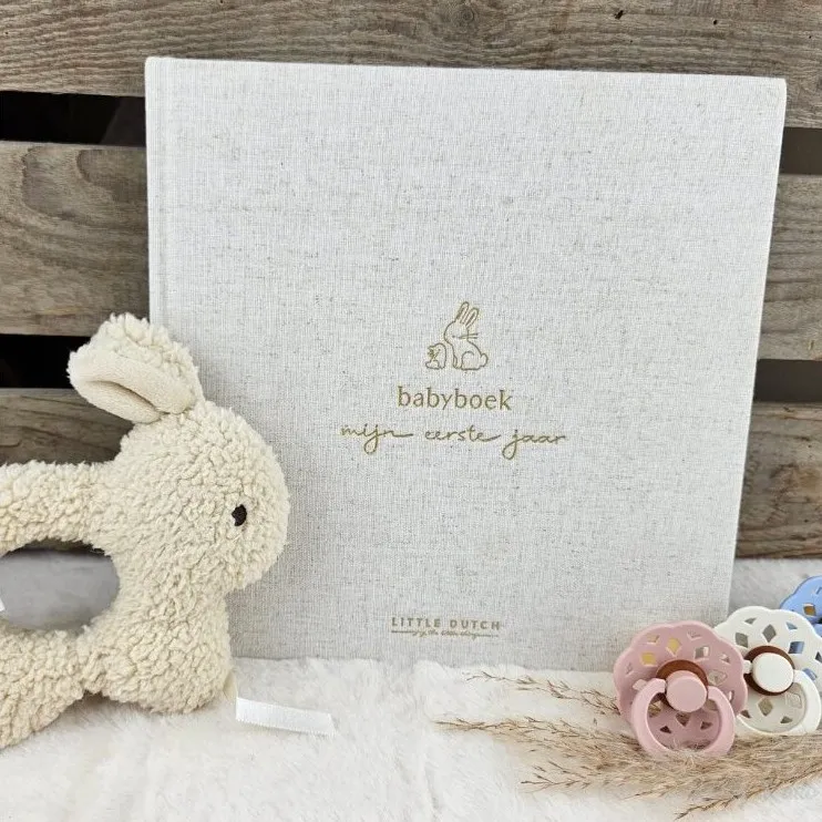 Babyboek Baby Bunny - Little Dutch