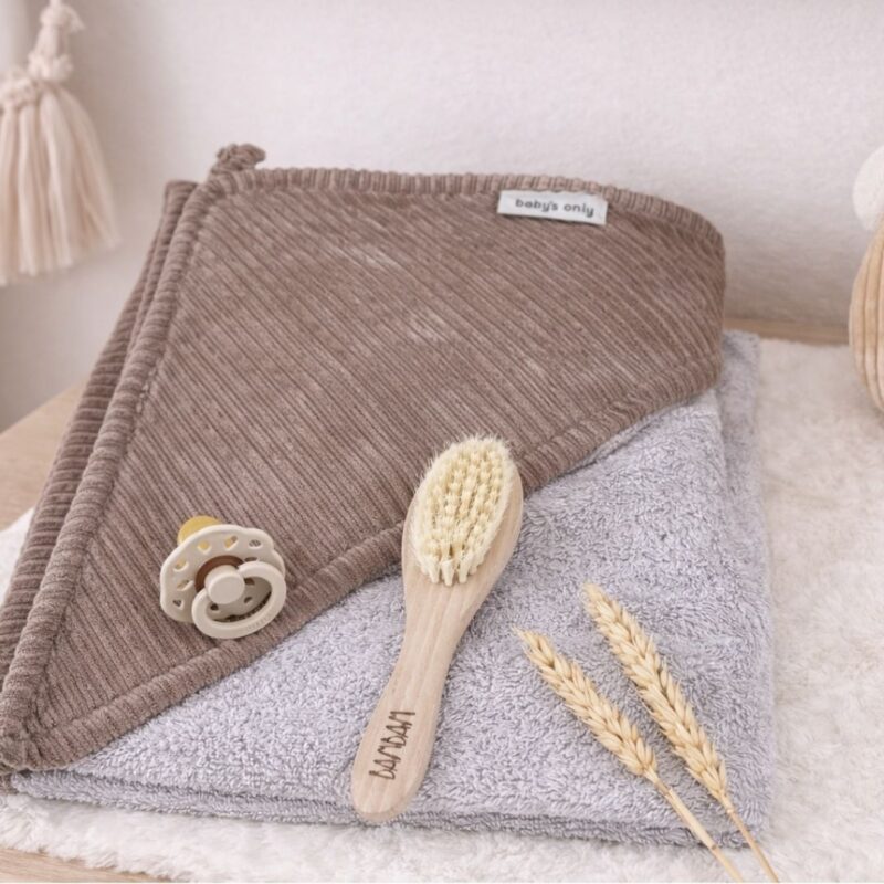 Badcape sense met naam geborduurd