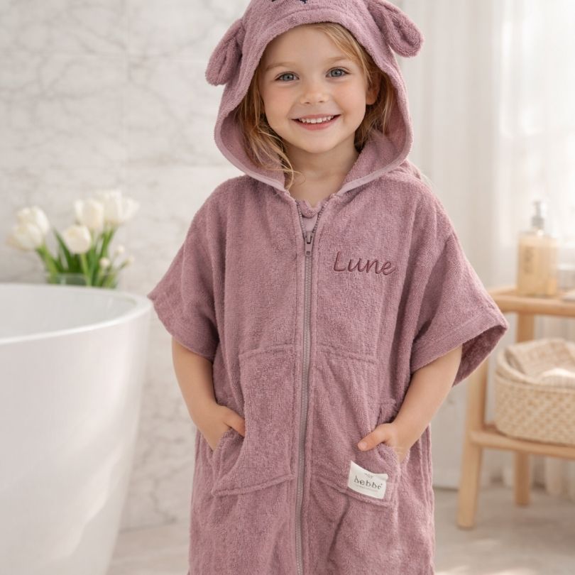 oudroze badcape met rits met naam geborduurd