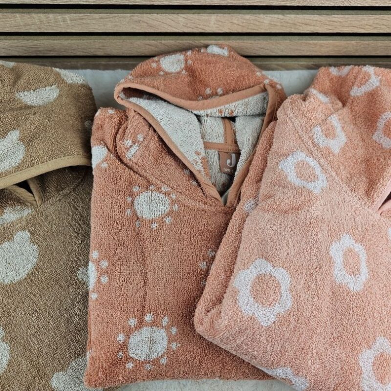 Badponcho Jacquard met naam geborduurd