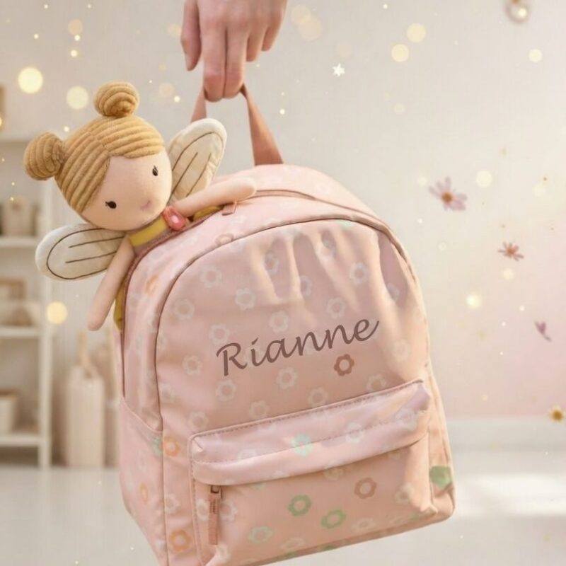 rugtas flower met naam geborduurd